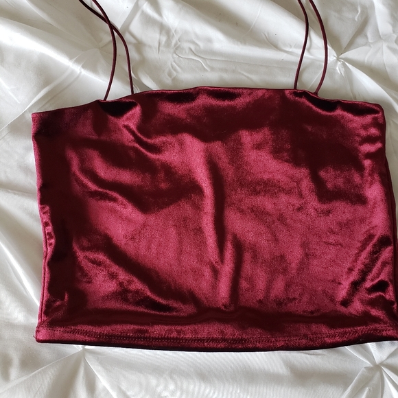 3/25$ Red crop top - Picture 1 of 2